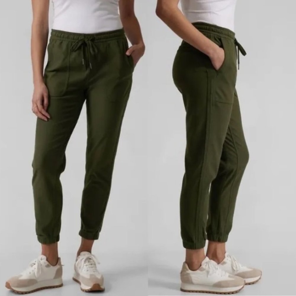 New Athleta Farallon Jogger Aspen Olive Small